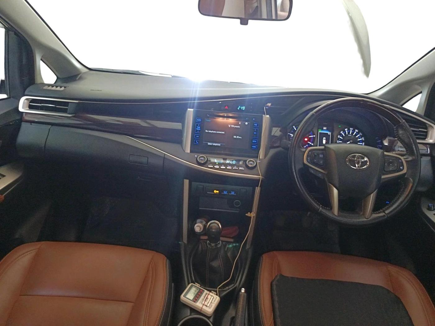 2016 Toyota Innova Crysta 2.4 VX 8 STR, Diesel, Manual, 58,908 km, interior