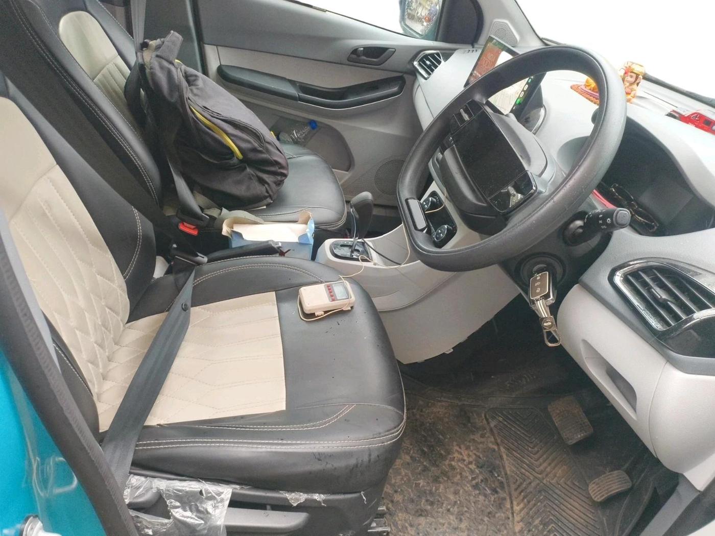 2025 Tata Tiago XZA iCNG, CNG, Automatic, 19,014 km, interior
