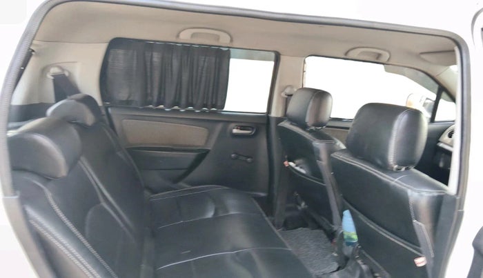 2015 Maruti Wagon R 1.0 LXI CNG, CNG, Manual, 1,14,406 km, interior