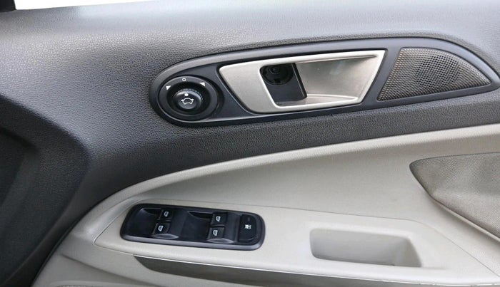 2016 Ford Ecosport TITANIUM 1.5L DIESEL, Diesel, Manual, 1,02,487 km, interior