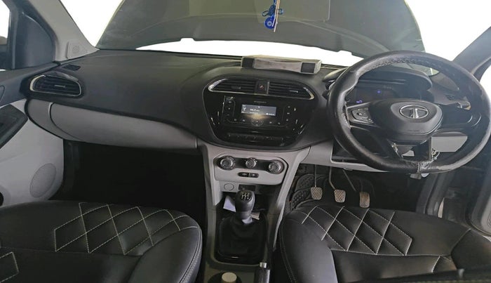 2022 Tata Tiago XT CNG, CNG, Manual, 78,510 km, interior