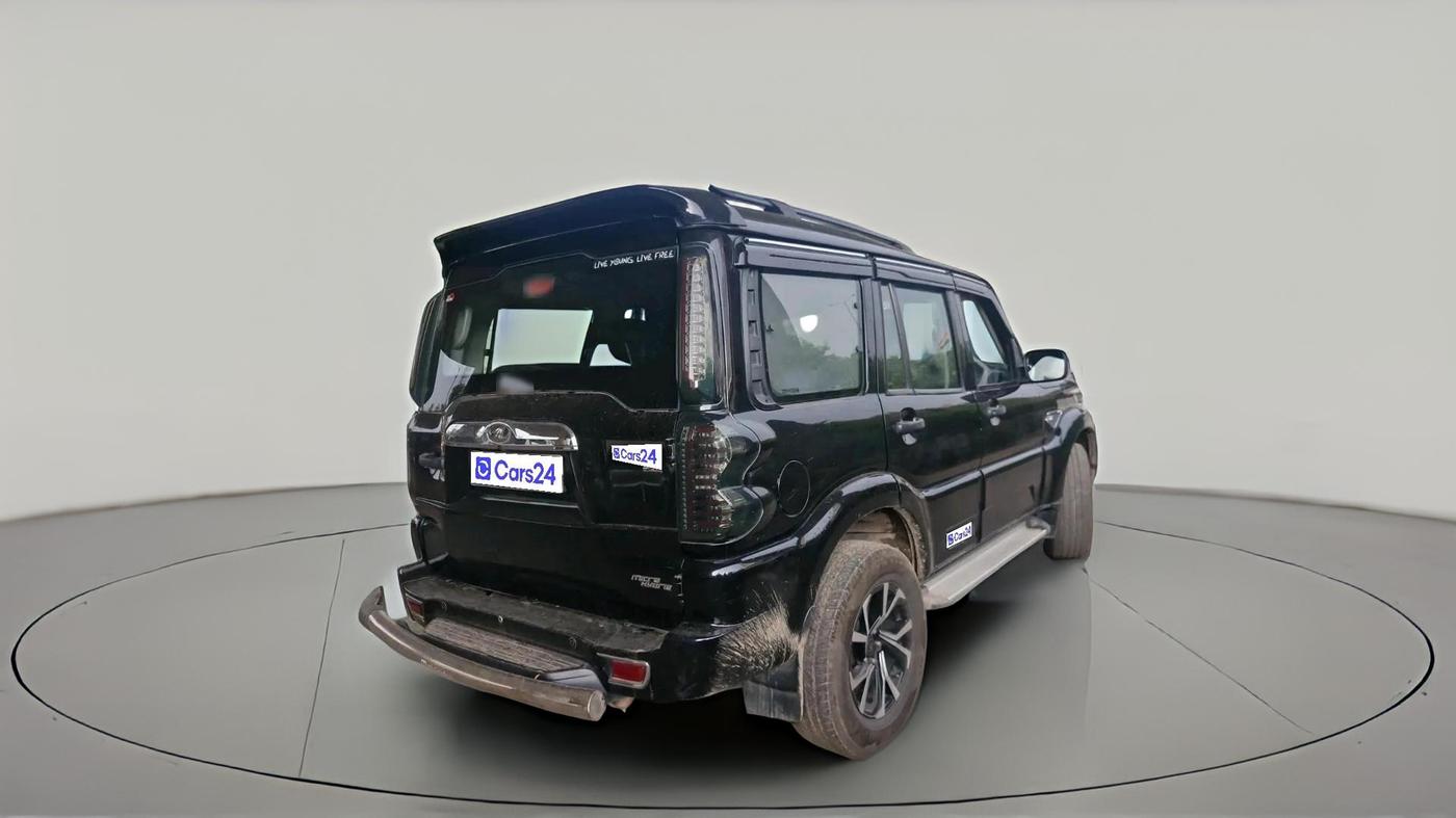 2021 Mahindra Scorpio S5, Diesel, Manual, 1,72,903 km, exterior