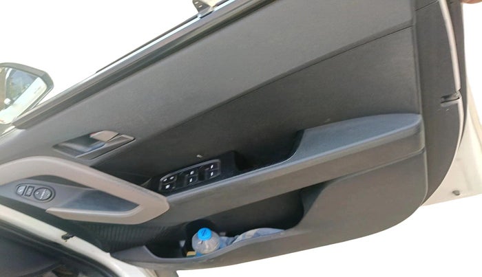 2017 Hyundai Creta SX PLUS AT 1.6 PETROL, Petrol, Automatic, 67,171 km, interior