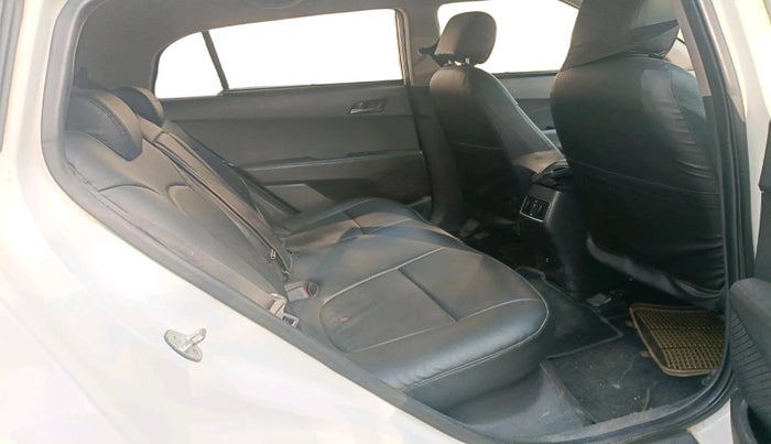 2017 Hyundai Creta SX PLUS AT 1.6 PETROL, Petrol, Automatic, 67,171 km, interior