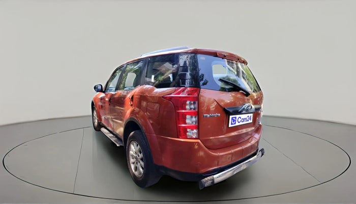 2017 Mahindra XUV500 W10 AT, Diesel, Automatic, 1,57,248 km, exterior