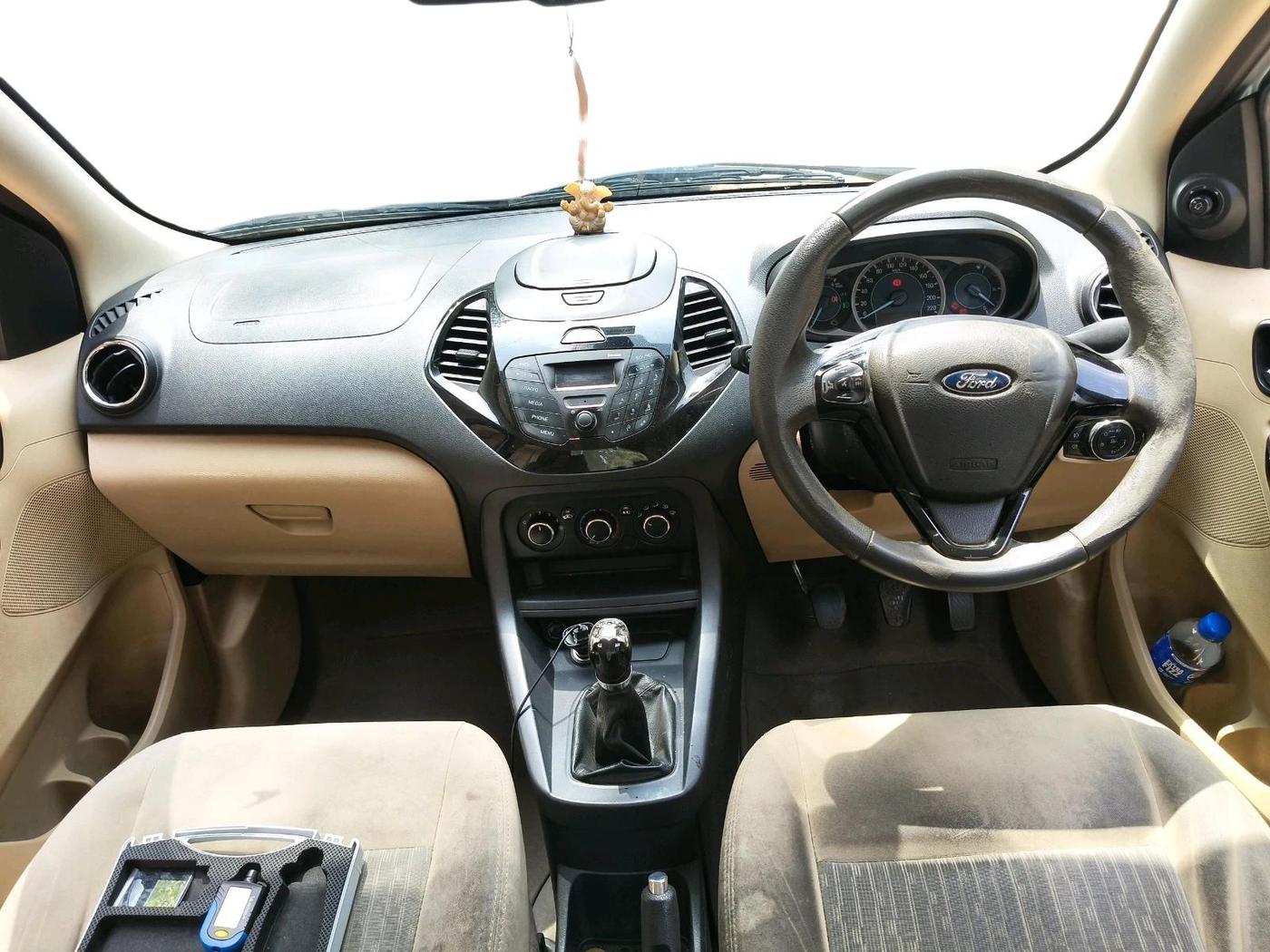2015 Ford Ecosport TREND 1.5L DIESEL, Diesel, Manual, 1,39,770 km, interior