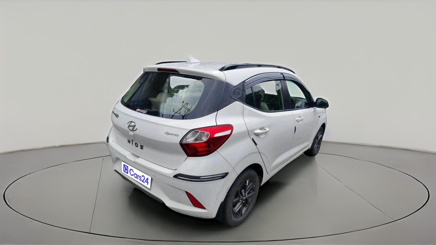 2021 Hyundai GRAND I10 NIOS SPORTZ AMT 1.2 KAPPA VTVT, Petrol, Automatic, 20,256 km, exterior