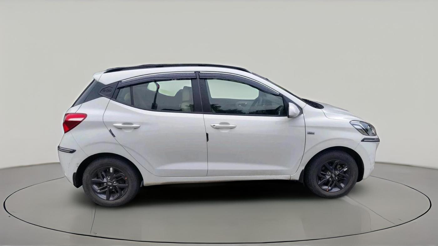 2021 Hyundai GRAND I10 NIOS SPORTZ AMT 1.2 KAPPA VTVT, Petrol, Automatic, 20,256 km, exterior