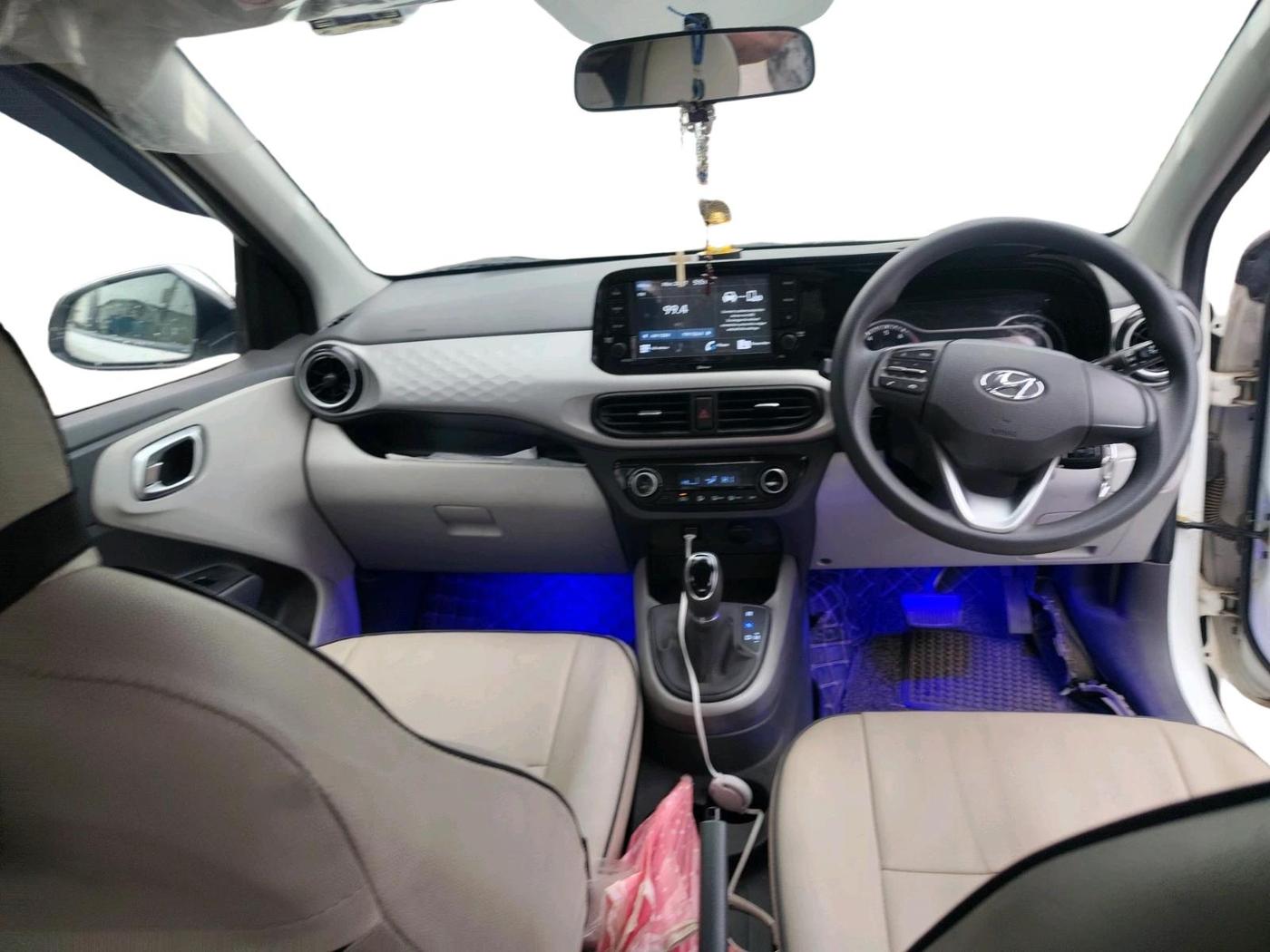 2021 Hyundai GRAND I10 NIOS SPORTZ AMT 1.2 KAPPA VTVT, Petrol, Automatic, 20,256 km, interior