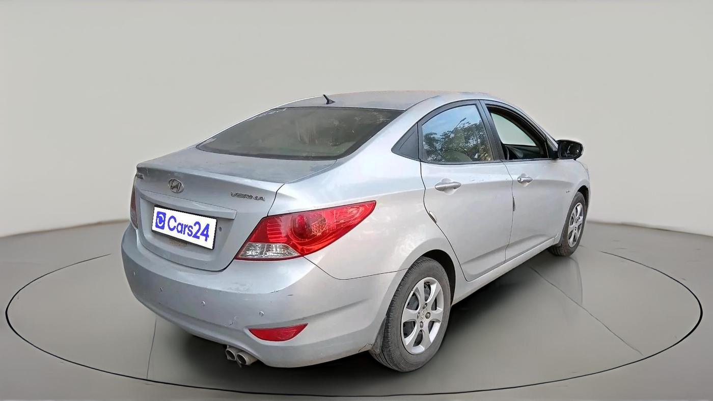 2012 Hyundai Verna FLUIDIC 1.4 VTVT, Petrol, Manual, 65,346 km, exterior