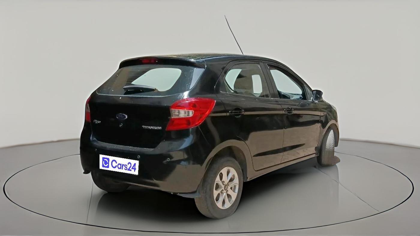 2017 Ford New Figo TITANIUM 1.2 PETROL MT, Petrol, Manual, 31,316 km, exterior