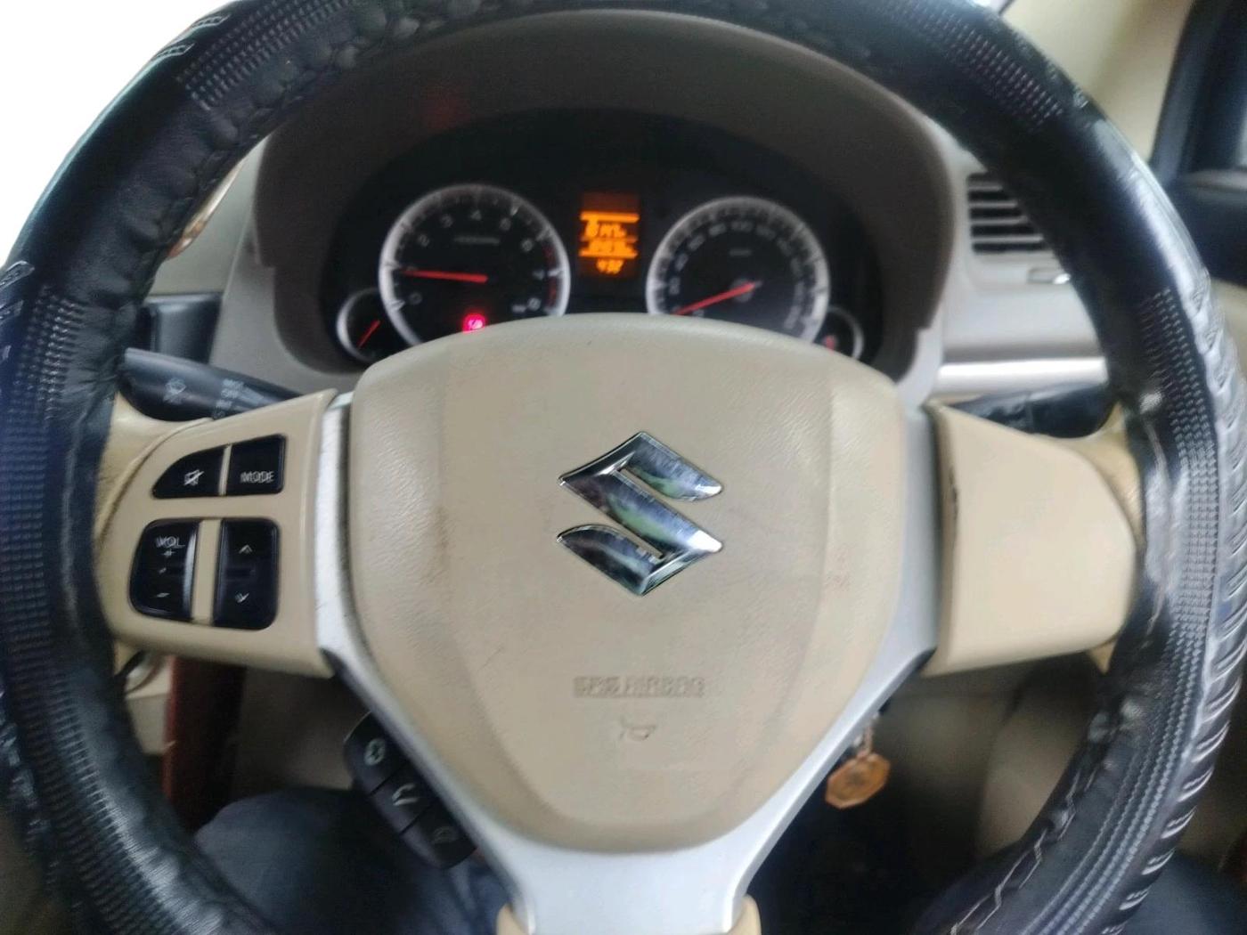 2018 Maruti Ertiga VXI, CNG, Manual, 1,04,070 km, interior