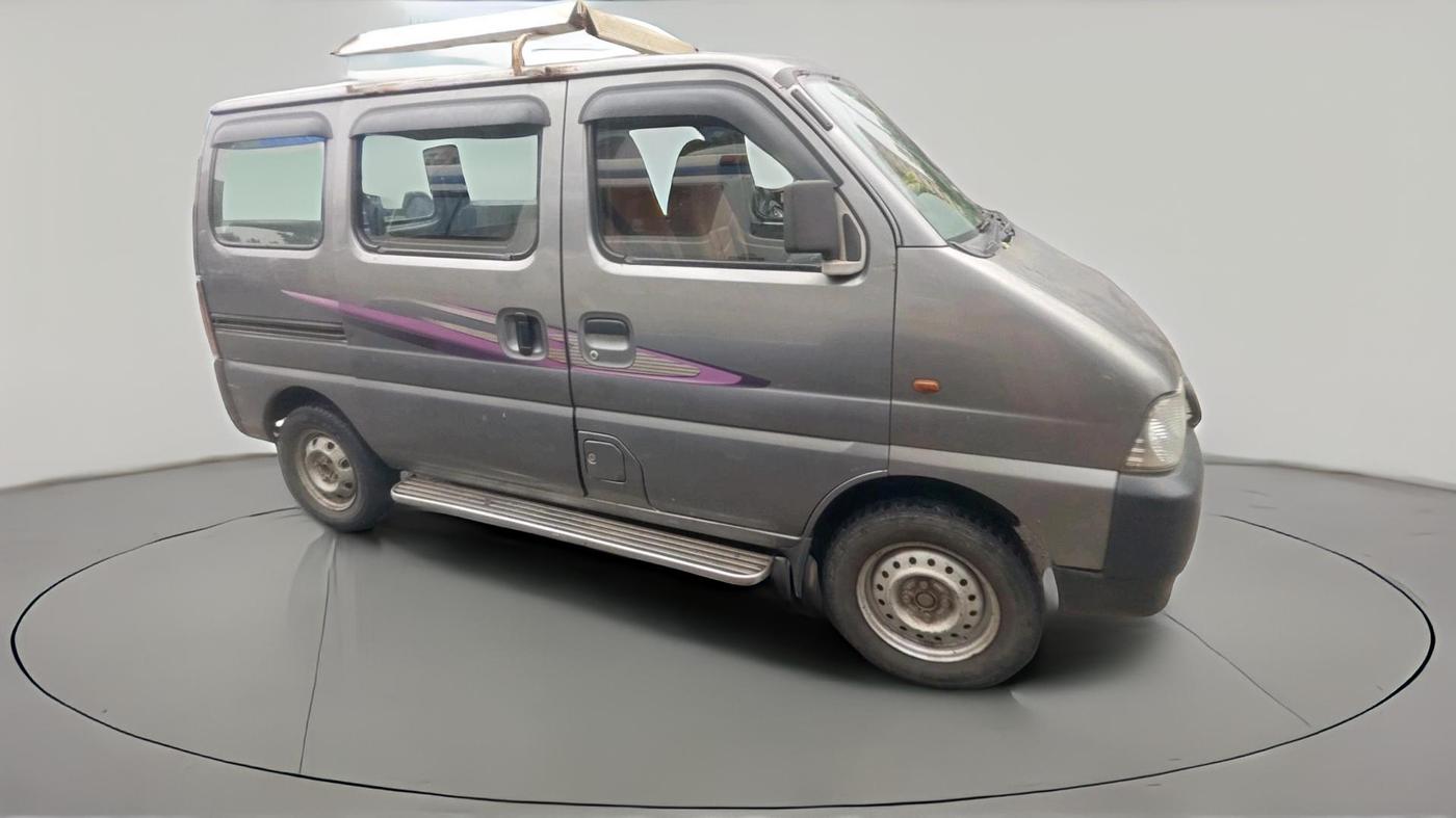 2016 Maruti Eeco 7 STR, Petrol, Manual, 3,03,373 km, exterior