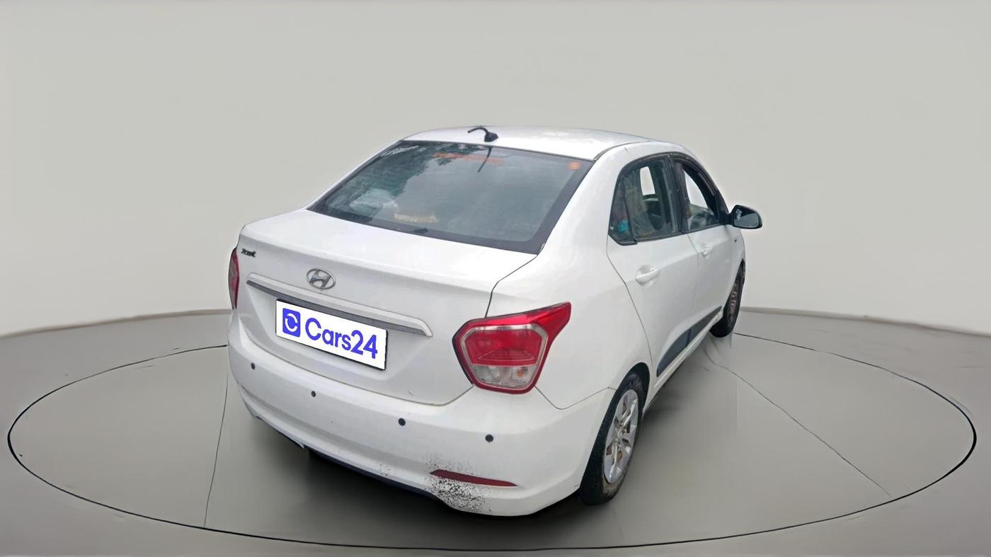 2016 Hyundai Xcent S 1.2, CNG, Manual, 1,37,365 km, exterior