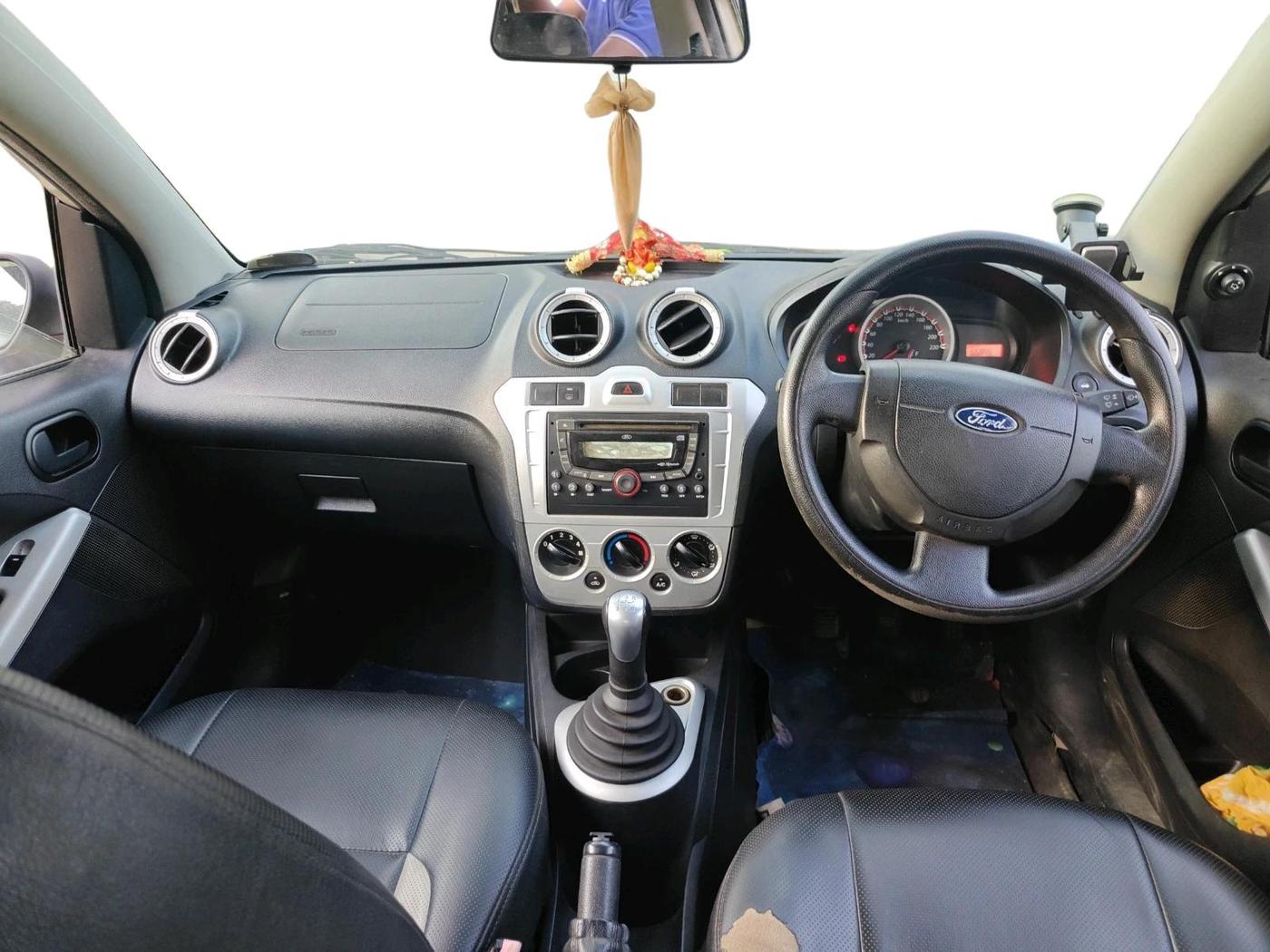 2011 Ford Figo TITANIUM 1.2 PETROL, Petrol, Manual, 65,696 km, interior