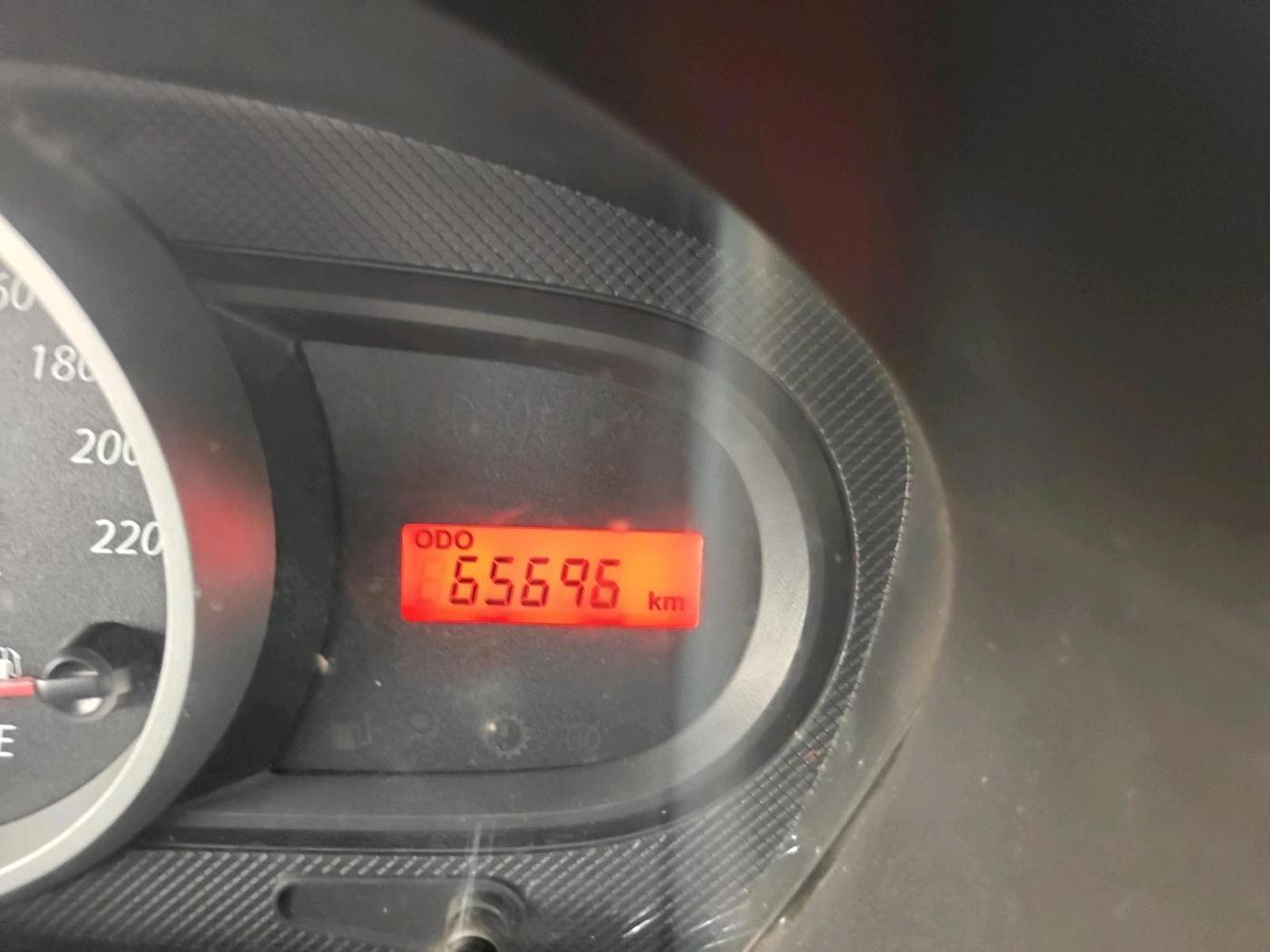 2011 Ford Figo TITANIUM 1.2 PETROL, Petrol, Manual, 65,696 km, interior