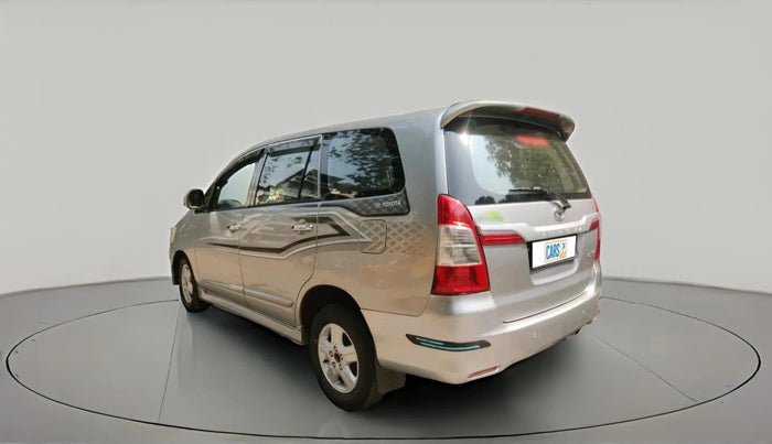 2016 Toyota Innova 2.5 GX 7 STR, Diesel, Manual, 84,611 km, exterior