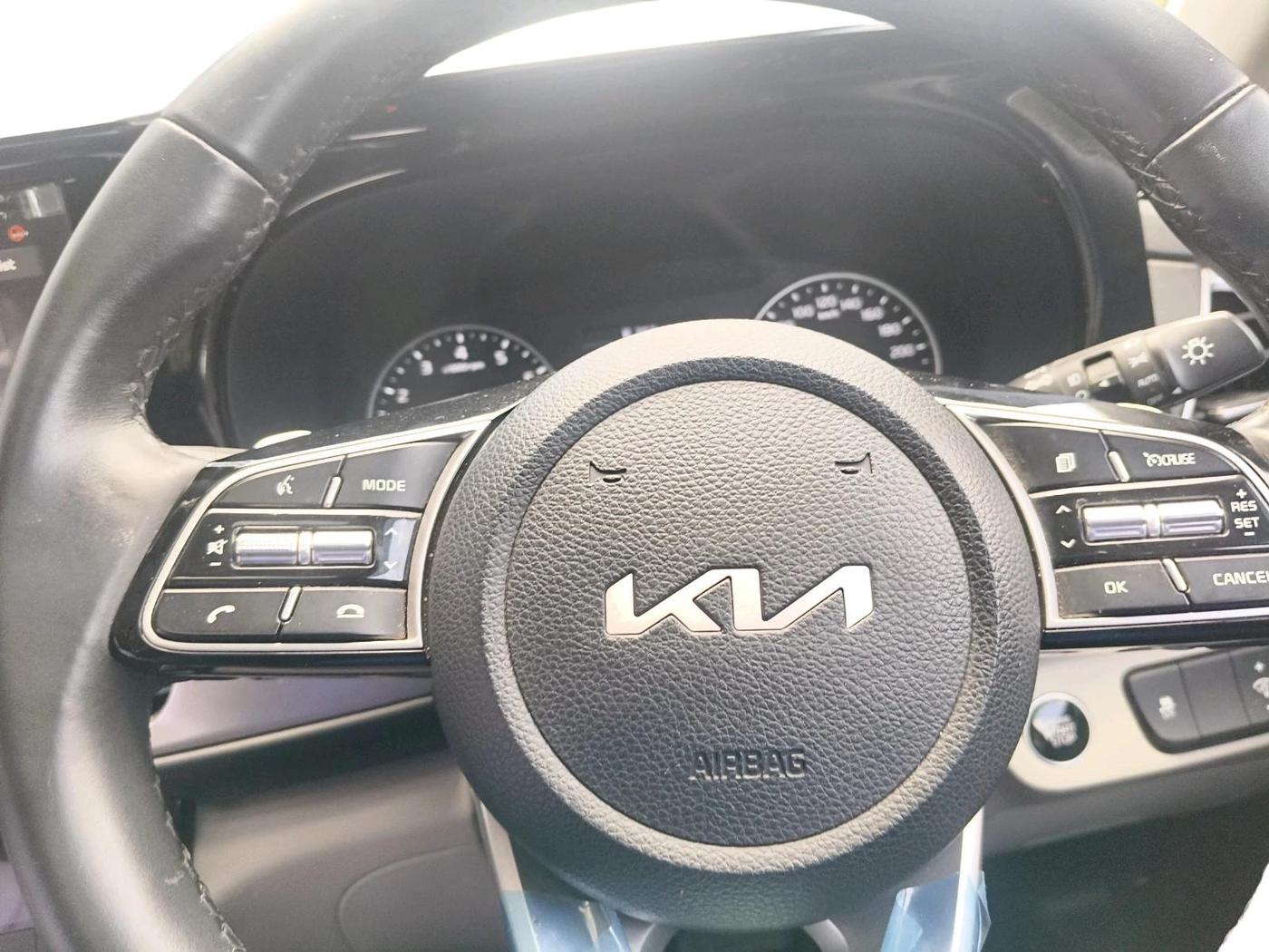2022 KIA SELTOS  HTX IVT G, Petrol, Automatic, 13,929 km, interior