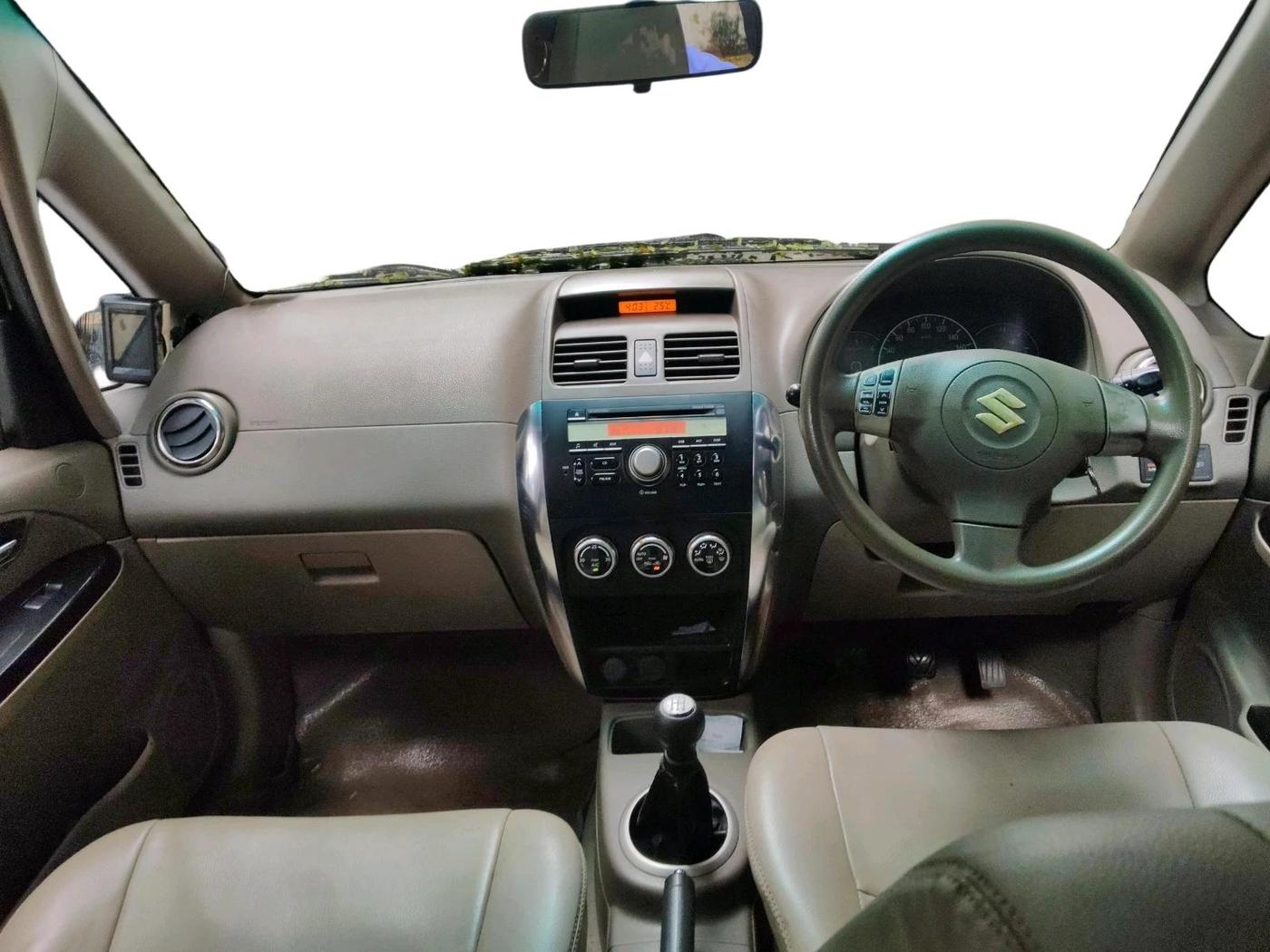 2012 Maruti SX4 ZDI, Diesel, Manual, 74,929 km, interior