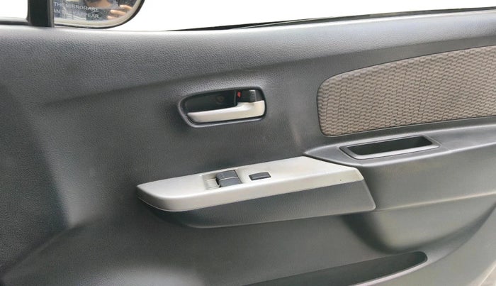 2013 Maruti Wagon R 1.0 LXI CNG, CNG, Manual, 1,00,706 km, interior