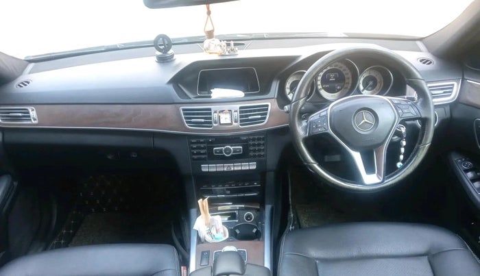 2014 Mercedes Benz E Class E 250 CDI AVANTGARDE, Diesel, Automatic, 68,456 km, interior