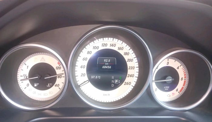 2014 Mercedes Benz E Class E 250 CDI AVANTGARDE, Diesel, Automatic, 68,456 km, interior