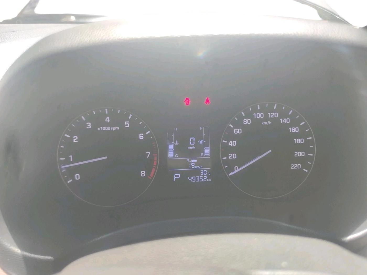 2016 Hyundai Creta SX PLUS AT 1.6 PETROL, Petrol, Automatic, 49,352 km, interior
