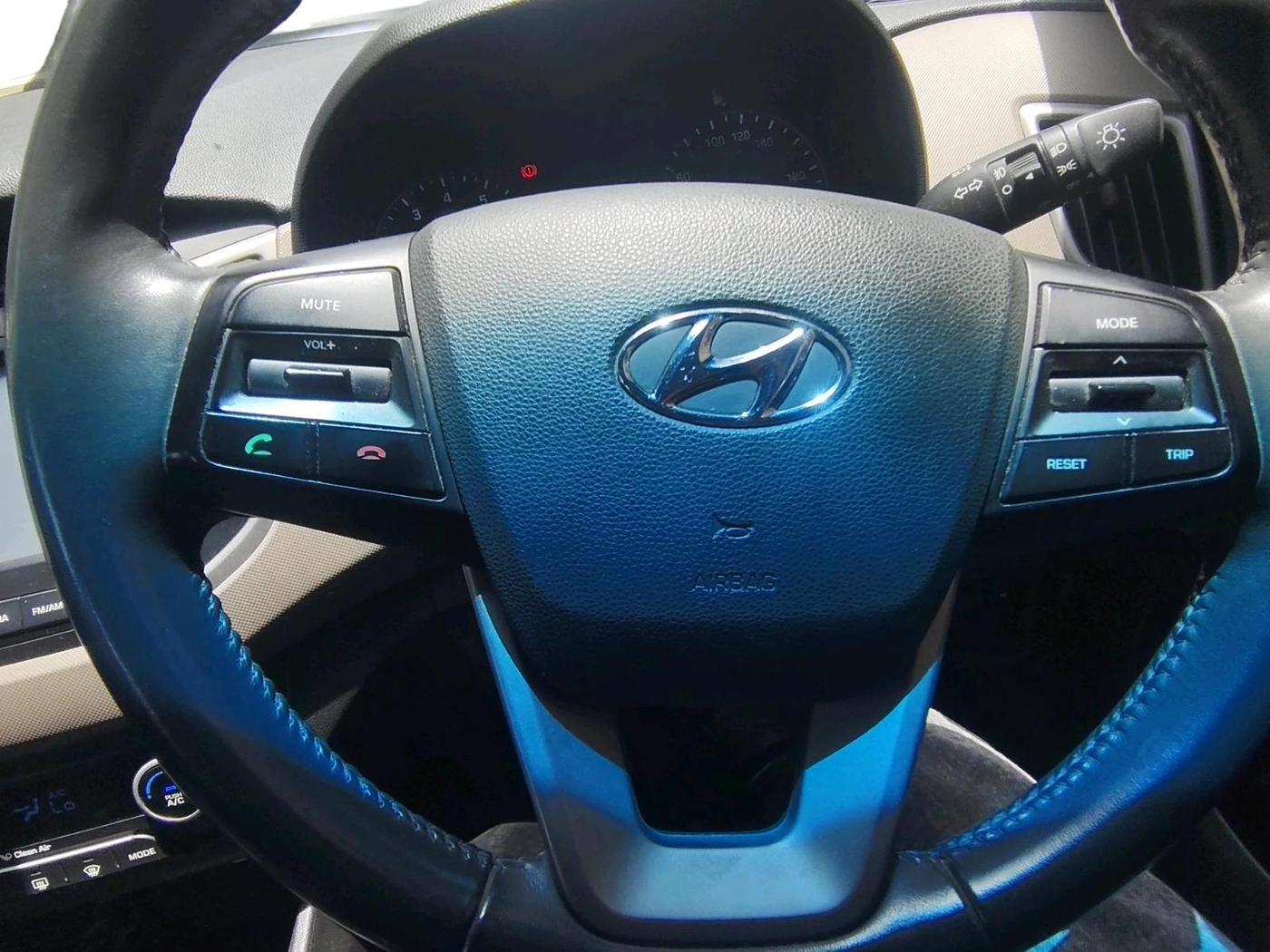 2016 Hyundai Creta SX PLUS AT 1.6 PETROL, Petrol, Automatic, 49,352 km, interior