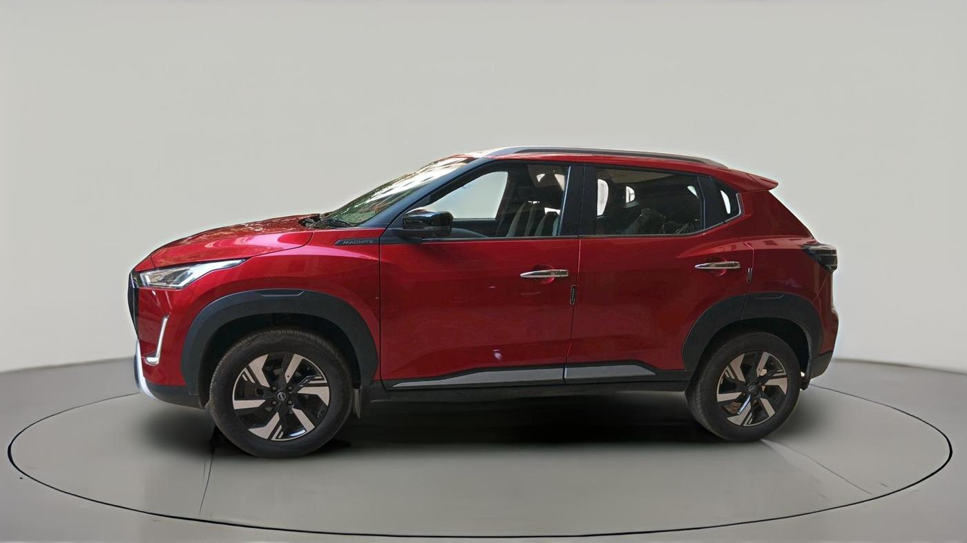2025 Nissan MAGNITE Tekna B4D 1.0 Petrol AMT, Petrol, Automatic, 3,630 km, exterior
