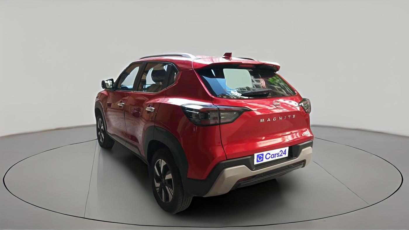 2025 Nissan MAGNITE Tekna B4D 1.0 Petrol AMT, Petrol, Automatic, 3,630 km, exterior