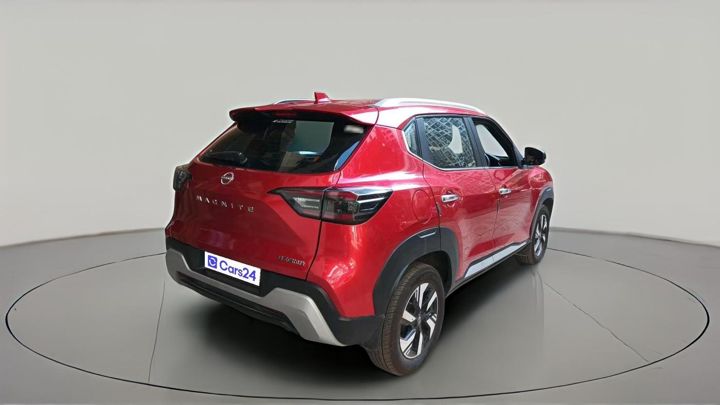 2025 Nissan MAGNITE Tekna B4D 1.0 Petrol AMT, Petrol, Automatic, 3,630 km, exterior