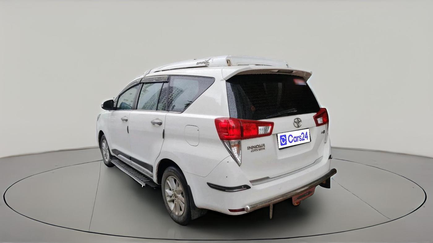 2016 Toyota Innova Crysta 2.8 GX AT 7 STR, Diesel, Automatic, 1,44,028 km, exterior