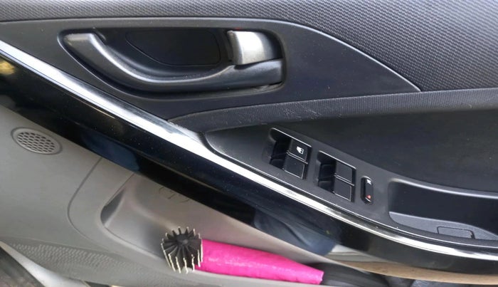 2019 Tata NEXON XMA PETROL, Petrol, Automatic, 25,614 km, interior