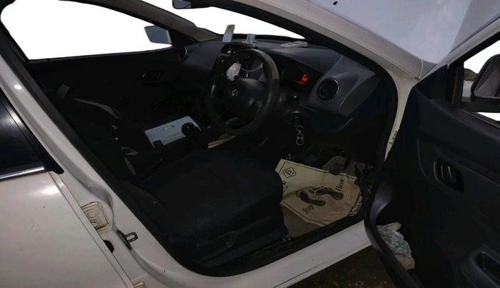 2016 Renault Kwid RXT 0.8, Petrol, Manual, 74,172 km, interior