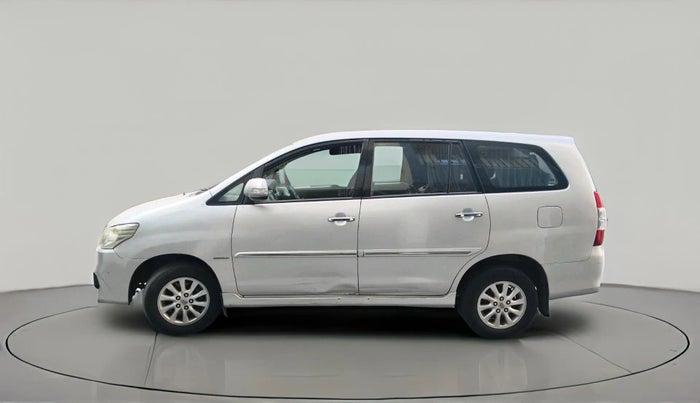 2012 Toyota Innova VX 2.5 7 STR, Diesel, Manual, 1,37,585 km, exterior