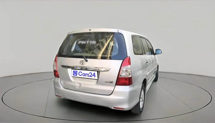 2012 Toyota Innova VX 2.5 7 STR, Diesel, Manual, 1,37,585 km, exterior