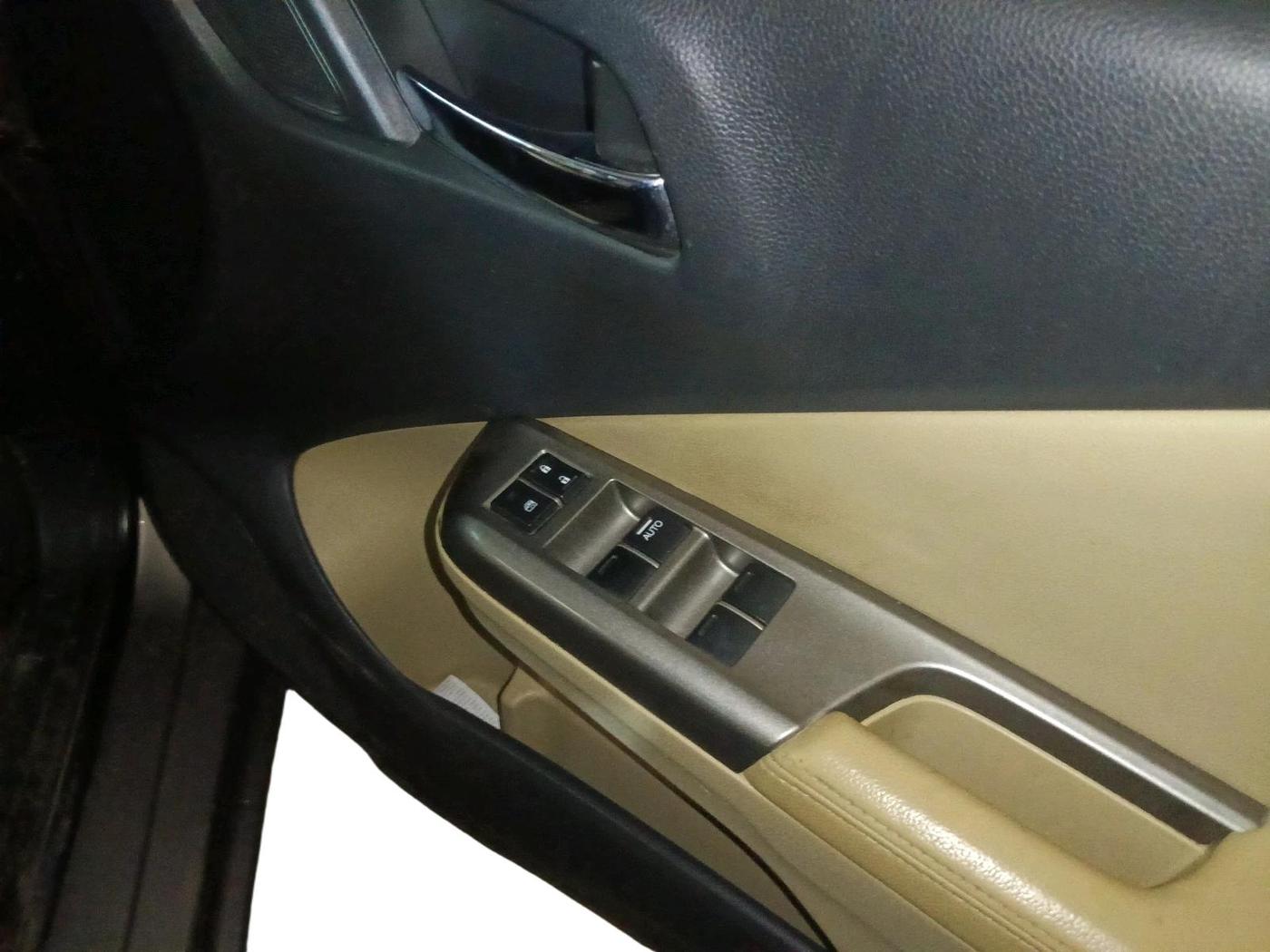 2015 Honda City 1.5L I-VTEC VX CVT, Petrol, Automatic, 68,012 km, interior