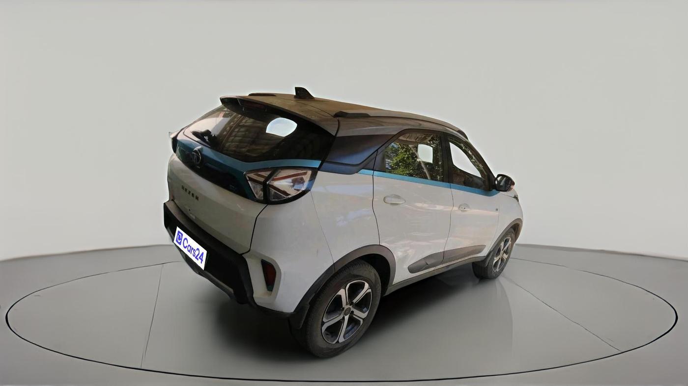 2022 Tata NEXON EV XZ PLUS, Electric, Automatic, 68,602 km, exterior