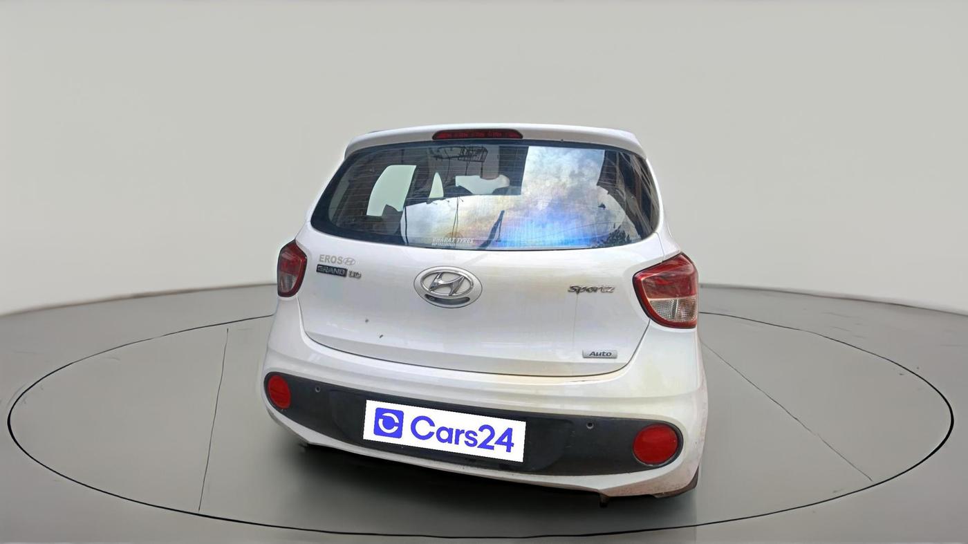 2017 Hyundai Grand i10 SPORTZ (O) AT 1.2 KAPPA VTVT, Petrol, Automatic, 11,700 km, exterior