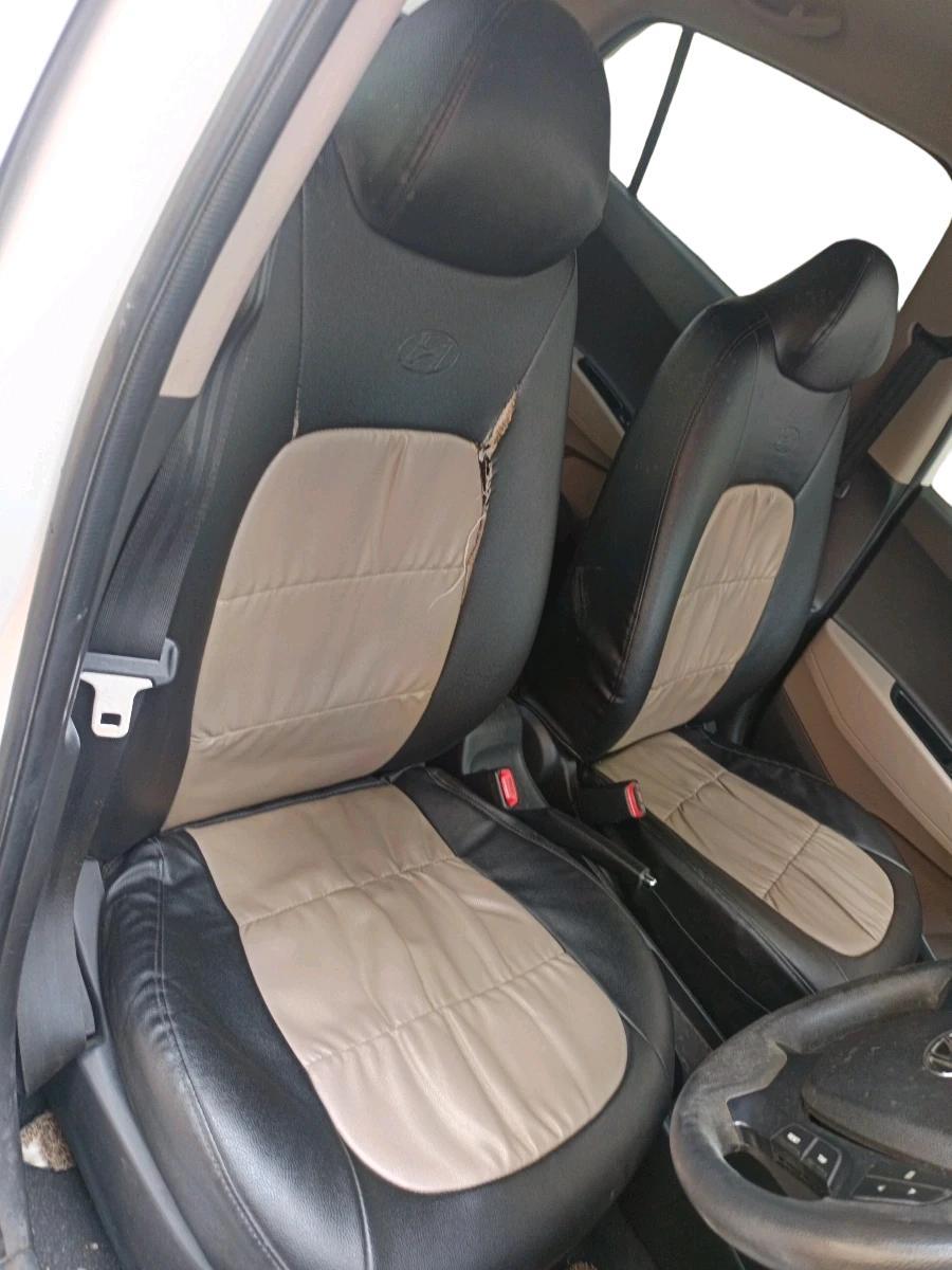 2017 Hyundai Grand i10 SPORTZ (O) AT 1.2 KAPPA VTVT, Petrol, Automatic, 11,700 km, interior