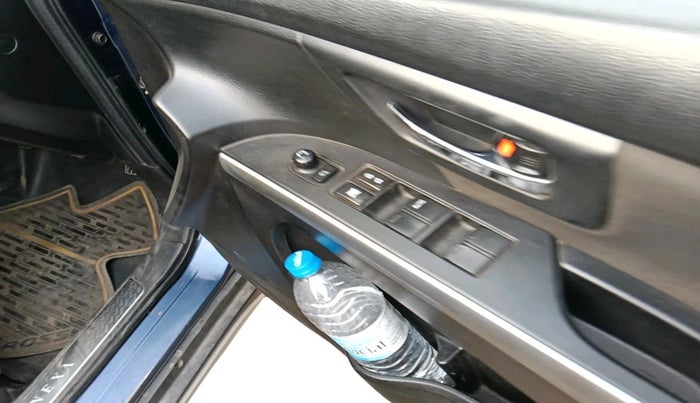 2018 Maruti S Cross ZETA 1.3, Diesel, Manual, 84,754 km, interior