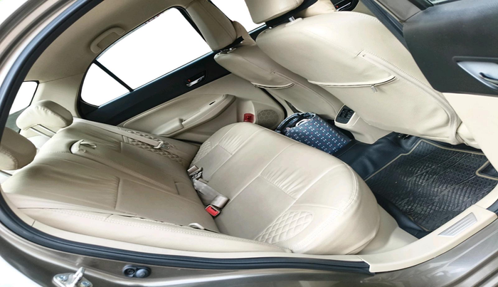 2022 Maruti Dzire ZXI AMT, Petrol, Automatic, 39,146 km, interior