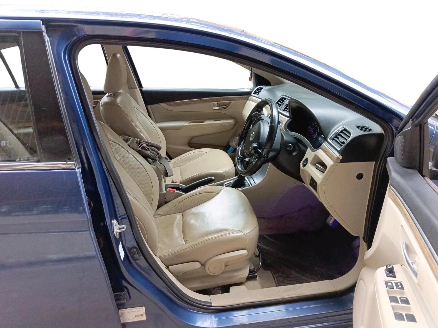 2019 Maruti Ciaz ALPHA  AT 1.5 SHVS PETROL, Petrol, Automatic, 82,086 km, interior