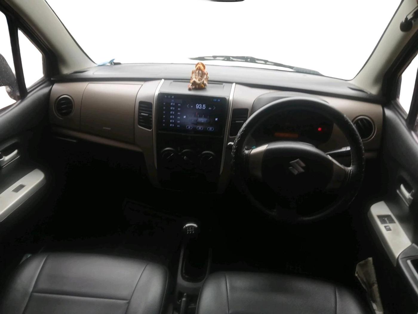 2013 Maruti Wagon R 1.0 LXI CNG, CNG, Manual, 84,209 km, interior