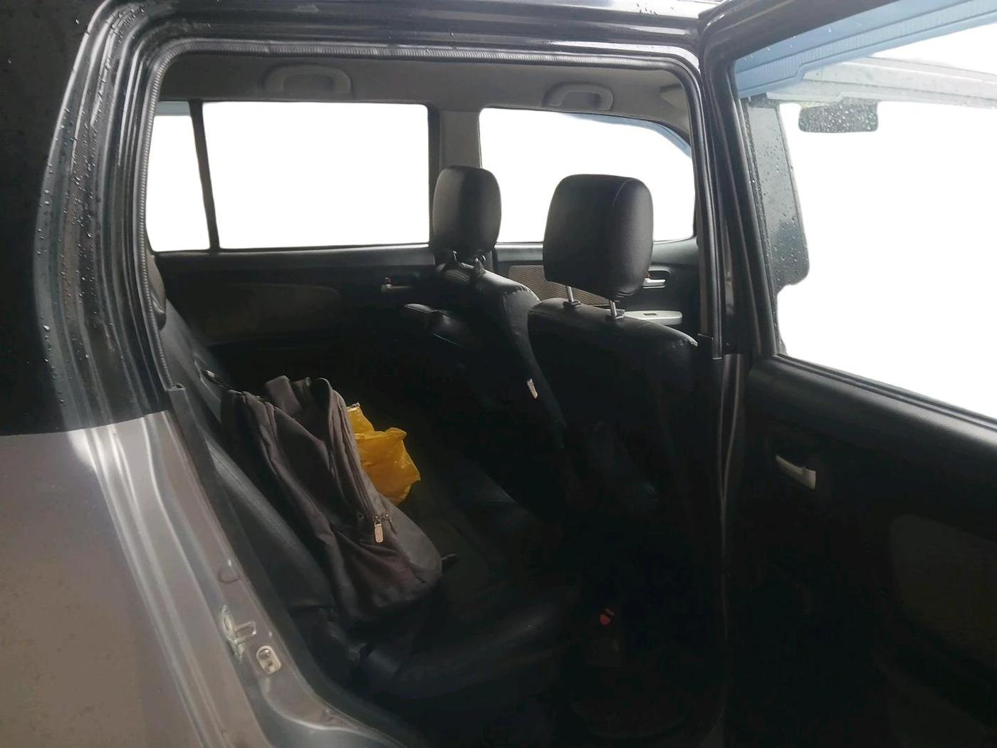 2013 Maruti Wagon R 1.0 LXI CNG, CNG, Manual, 84,209 km, interior