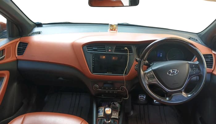 2017 Hyundai i20 Active 1.2 SX, Petrol, Manual, 38,199 km, interior