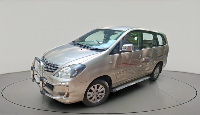 2010 Toyota Innova V 2.5 7 STR, Diesel, Manual, 1,57,529 km, exterior