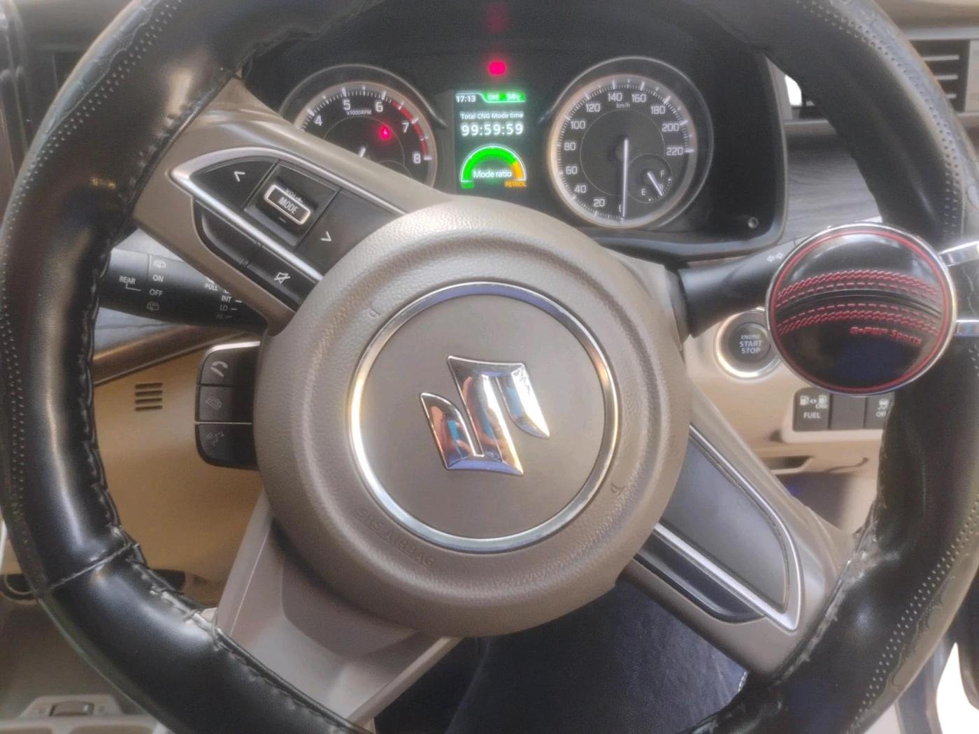 2022 Maruti Ertiga ZXI  CNG, CNG, Manual, 70,733 km, interior