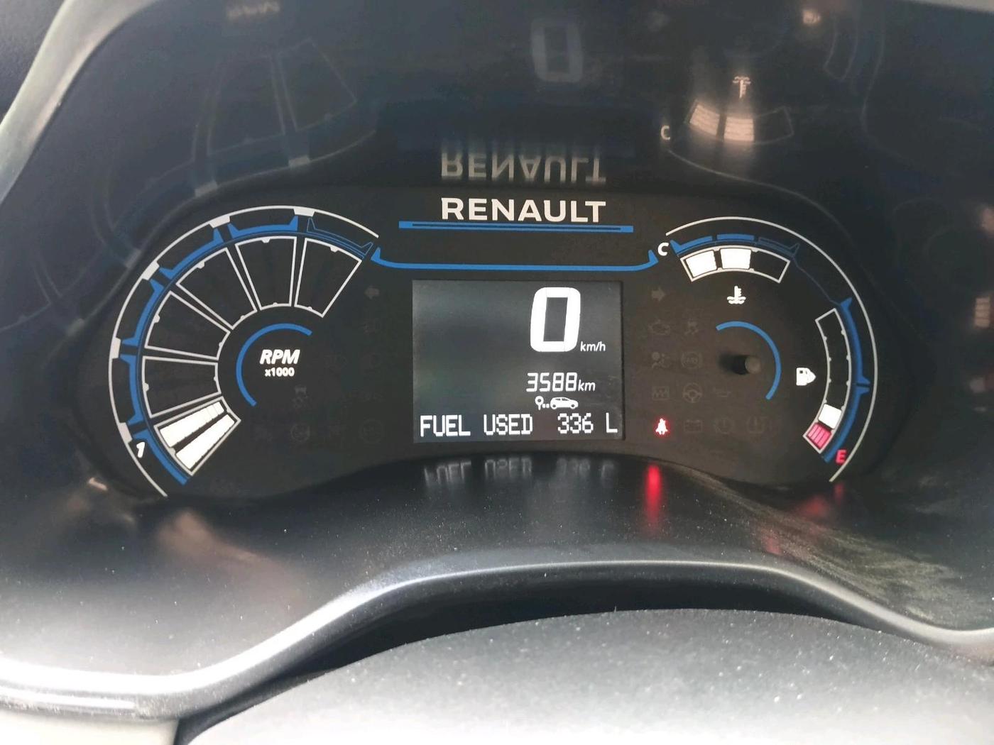 2026 Renault TRIBER Techno, CNG, Manual, 3,588 km, interior