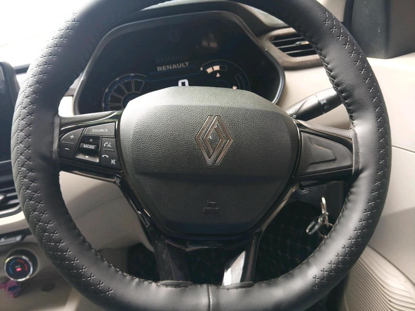 2026 Renault TRIBER Techno, CNG, Manual, 3,588 km, interior